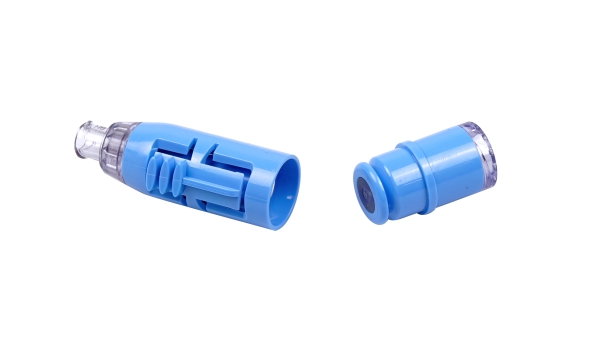 Adapter ChemoLock, Pat. port closed connector - ICU Medical - 4