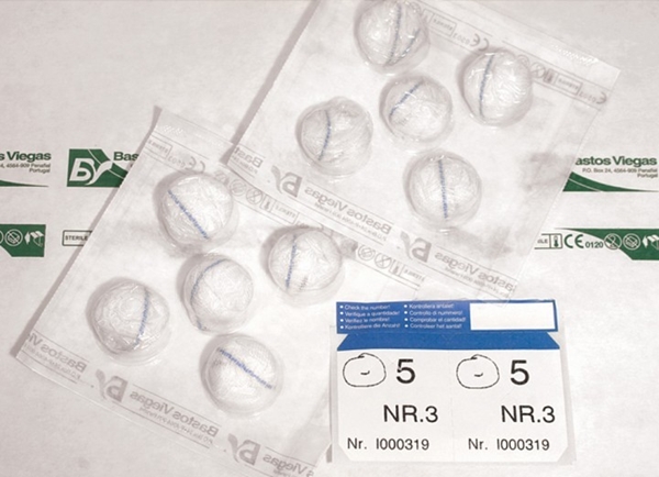 Gauze balls, size 3 - Bastos