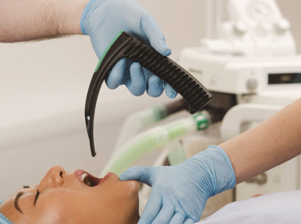 Kertakäyttöinen laryngoskooppi, kk, heti valmis - 1