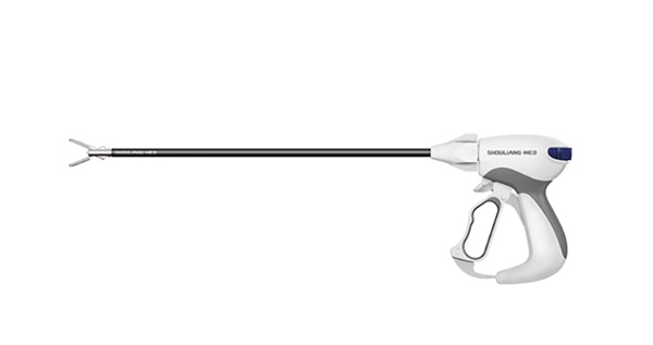 Atlas leikkaava verisuonensulkija,  ligatointiin. Toimii monissa eri generaattoreissa, 37cm laparoskopiaan Blunt tip