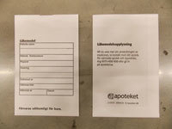 Medicinpåse med text, Höjd 14cm, Bredd 9cm vit