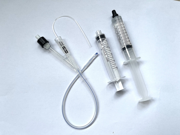 Kateter 2-vägs med spruta UnoQuip, 5ml ch10 31cm silikon Nel - UnoQuip