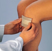 Plåster nonwoven Curaplast Sensitive, 6cmx5m rulle beige perf - Curaplast